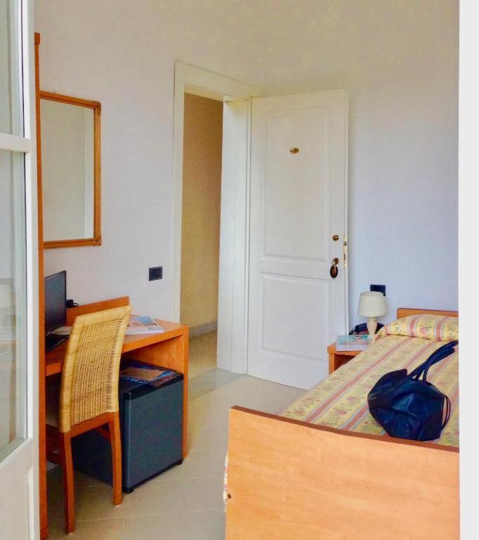 Hotel Villa Fiorisella Marina di Massa Ngoại thất bức ảnh