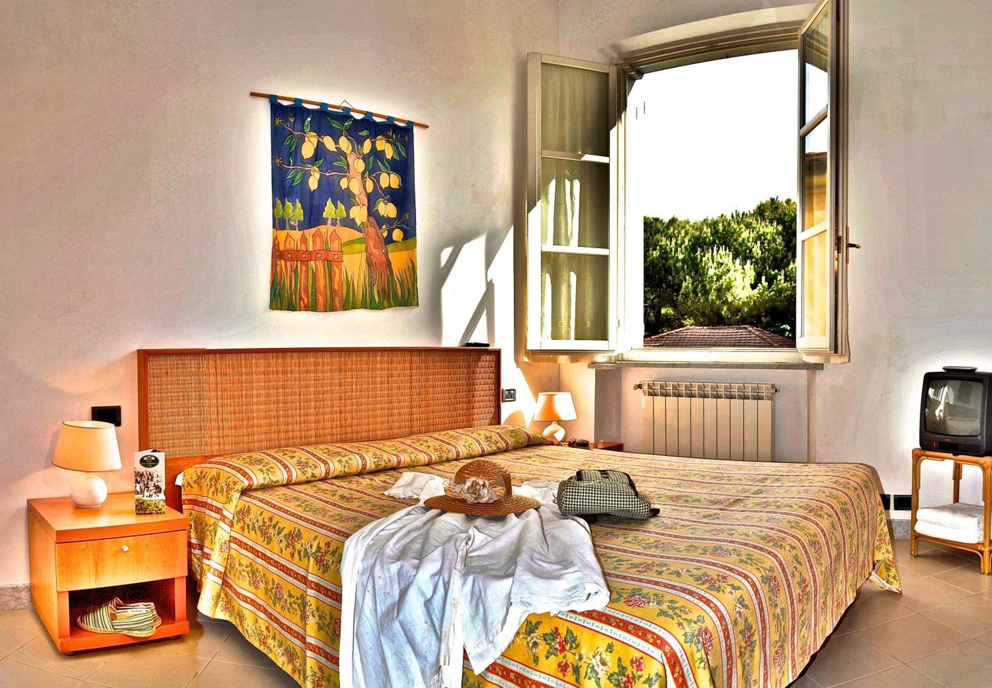 Hotel Villa Fiorisella Marina di Massa Ngoại thất bức ảnh