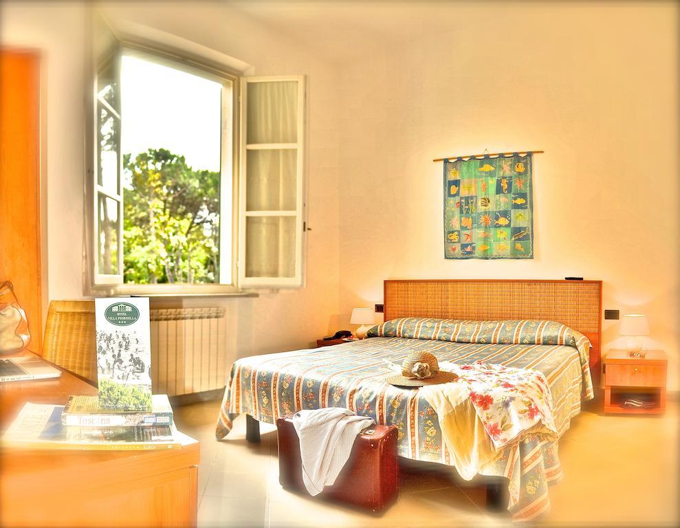 Hotel Villa Fiorisella Marina di Massa Phòng bức ảnh