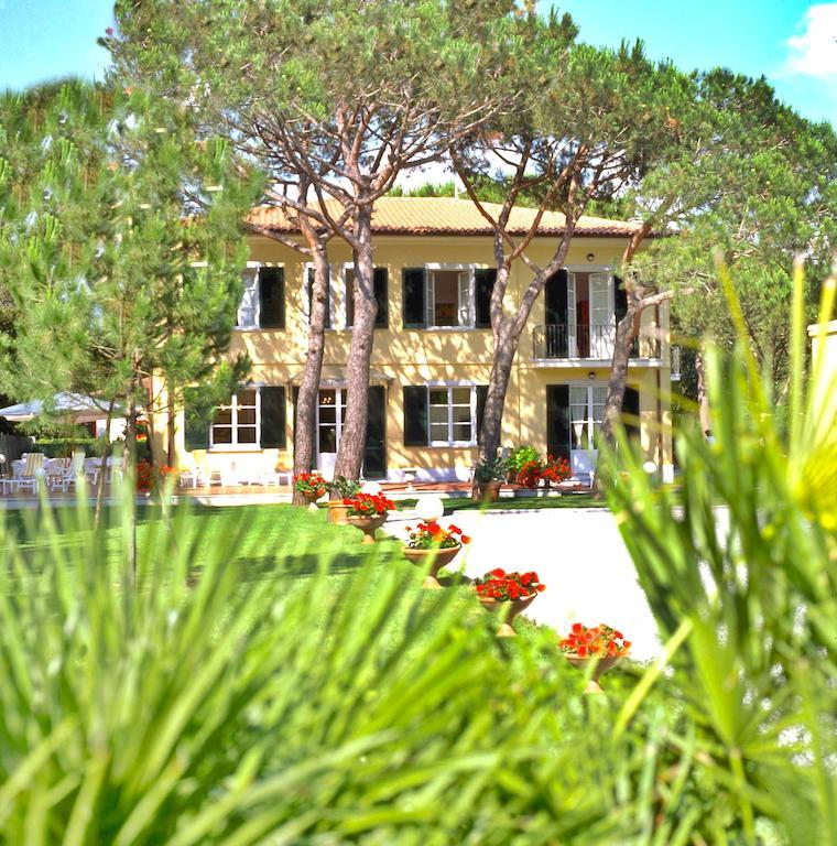 Hotel Villa Fiorisella Marina di Massa Ngoại thất bức ảnh