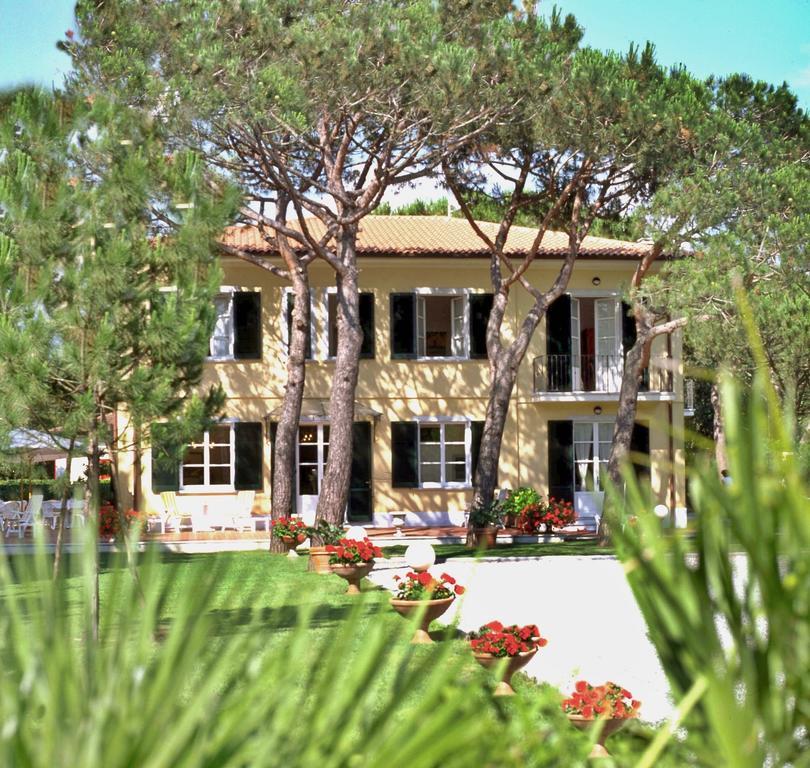 Hotel Villa Fiorisella Marina di Massa Ngoại thất bức ảnh